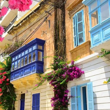 Luxury With Sea Views