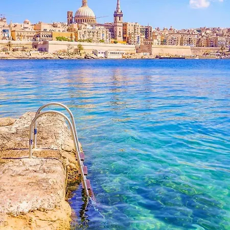 Luxury With Sea Views San Ġiljan