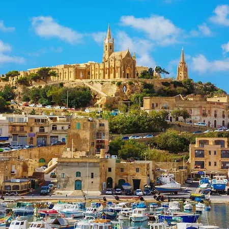 Luxury With Sea Views