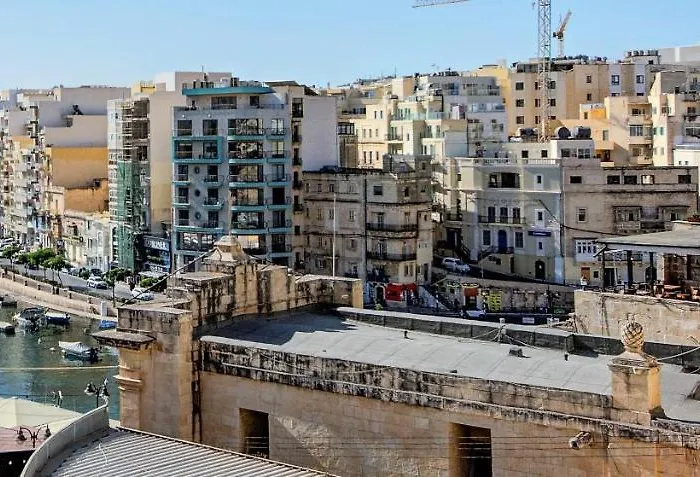 Luxury With Sea Views Apartment *