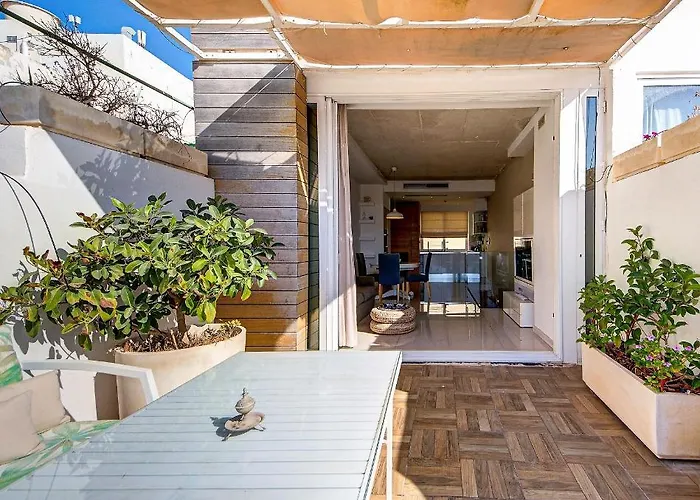 Luxury With Sea Views سانت جوليان