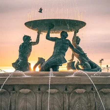 Luxury With Sea Views