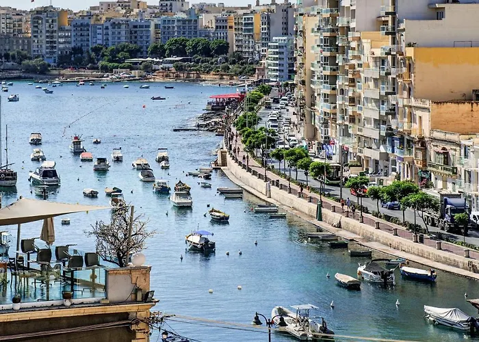 Luxury With Sea Views *